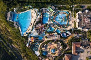 四川德昌傈僳水寨 5 四川自贡中港燊海森林欢乐岛-重明游乐乐园案例-水上乐园设备厂家